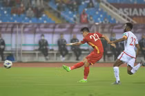 Đội tuyển Việt Nam thất bại trước Oman từ tính huống bóng chết