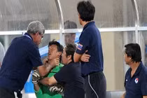 Gọi Tấn Trường lên ĐTQG, HLV Park Hang Seo liệu có liều? 