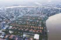 Cơ ngơi nhà bố chồng ngọc nữ Hà Tăng và loạt biệt thự đắt đỏ tại Thảo Điền