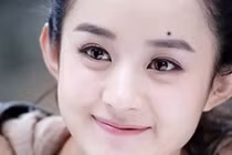 Phụ nữ có nốt ruồi ở vị trí này cả đời giàu sang phú quý