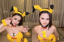 Xuất hiện phiên bản Pikachu cực gợi cảm với trang phục mỏng manh