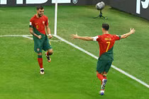 Bồ Đào Nha 2-0 Uruguay: Bruno tỏa sáng, "Selecao châu Âu" đi tiếp