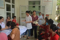 Vụ cháy Công ty Rạng Đông: Người dân được khám miễn phí