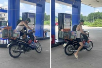 Danh tính "anh Tây" đi xe máy hỗ trợ bà con lũ lụt