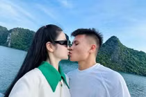 "Ván đã đóng thuyền" Quang Hải không ngại "xả" ảnh hôn vợ