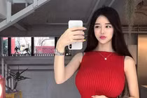 Nữ MC game xứ Kim Chi có vòng một "1m" gây thương nhớ