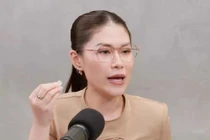 Bị chê "đắp đồ hiệu kém sang", ái nữ đại gia thủy sản nói gì?