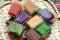 Kẹo dừa 7 vị đủ màu sắc: Khách đặt mua cháy hàng