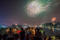 Kinh nghiệm ngắm trọn màn pháo hoa Tết Dương lịch ở Hà Nội