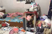 Hết muốn nói với kiểu bạn cùng phòng ở bẩn bốc mùi hôi hám