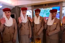 Tiếp viên hãng hàng không lương 750 triệu/năm, những chuyện nghe mà choáng