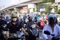 Nắng nóng bao trùm cả nước, chiều tối và đêm có mưa dông