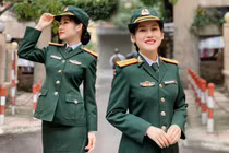 "Hot girl quân nhân" gốc Hà Tĩnh dù kết hôn vẫn giữ dáng đẹp