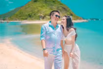 Kỷ niệm 10 năm ngày cưới, "nữ đại gia quận 7" show ảnh gì?