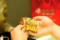 Giá vàng hôm nay 19/8: Giá vàng biến động liên tục