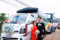 Chơi lớn rước dâu bằng xe tải, chủ rể khiến nhà gái "lác mắt"