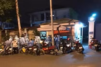 Nữ công nhân nghi mắc COVID-19, Bình Dương phong tỏa một công ty trong đêm