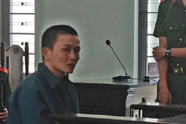 Đánh nữ sinh mù mắt để hiếp dâm: Tăng án kẻ phạm tội