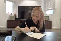 Xoài Non lộ ngoại hình lạ lẫm khi mua quà trăm triệu tặng chồng