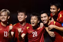 Thắng Ấn Độ, đội tuyển Việt Nam nâng cúp vô địch giải Tam hùng