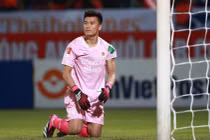 Lý do thủ môn Bùi Tiến Dũng "dứt áo" với CLB CAHN