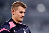 MU chốt De Ligt, Chelsea tranh Kounde