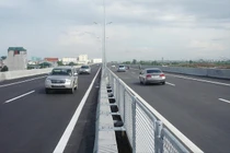 Đề xuất đường Vành đai 4 có làn trên cao