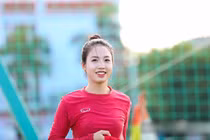 Nữ cầu thủ được tập trung cho ASIAD 19 đẹp miễn chê trên sân tập