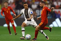 Tây Ban Nha 1-1 Đức: Chút hy vọng le lói cho "Cỗ xe tăng"