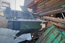 Belarus: Xe chở tên lửa Tochka-U đâm sập nhà dân