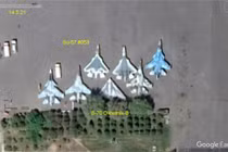 Mỹ chụp ảnh vệ tinh soi rõ Su-57 Nga tụ tập "đông như kiến"