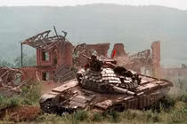 Nga toan tính gì khi định hồi sinh dòng xe tăng phế phẩm từ thời Liên Xô