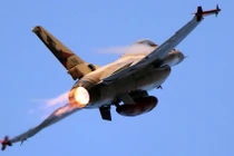 Israel bán tiêm kích F-16 giá rẻ, Việt Nam tốt nhất không nên mua