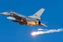 Bao nhiêu quốc gia thuộc NATO đang sở hữu tiêm kích F-16?