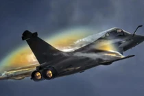 Cú lội ngược dòng ngoạn mục của ‘phượng hoàng lửa’ Rafale Pháp