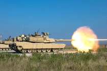 Mỹ sẽ viện trợ xe tăng từ thời Bão táp Sa mạc cho Ukraine