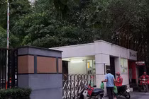 Có cán bộ ho sốt và đau họng, Bộ TN-MT "nội bất xuất, ngoại bất nhập"