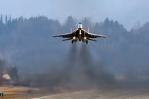 Báo Nga nghi Azerbaijan bí mật bàn giao 3 chiến đấu cơ MiG-29 cho Ukraine?