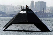 Tại sao tàu chiến tàng hình Mỹ lấy cảm hứng từ F-117 bị thất bại
