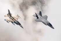 Tổ hợp phòng không S-300PMU-2 lại bị "mù mắt" trước tiêm kích F-35