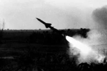 Việt Nam phóng bao nhiêu tên lửa SAM-2 trong 12 ngày đêm lịch sử?