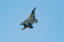 Mỹ thử nghiệm tiêm kích "độc cô cầu bại" phiên bản mới