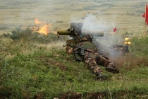 Dân quân miền Đông phá hủy xe tải quân đội Ukraine bằng tên lửa chống tăng