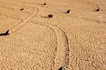 Lời giải chấn động về những hòn đá “biết đi” tại thung lũng Chết