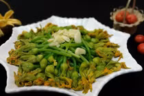 Độc đáo những món ăn làm từ hoa, vừa đẹp lại ngon