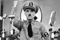 Vua hề Sác lô từng chế giễu trùm phát xít Hitler thế nào?