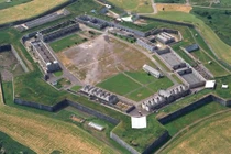 Bí mật kinh hoàng bên trong hòn đảo đáng sợ nhất TG 