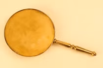 Kinh hoàng chiếc gương “tử thần” đoạt mạng 38 người đầy bí hiểm