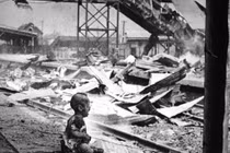 9 bức ảnh lịch sử khiến người xem "đứng tim run sợ" 