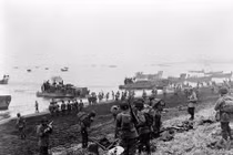 Lạ lùng trận chiến hai bên không rõ quân địch - quân ta